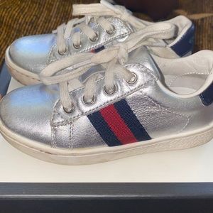 Gucci kids leather low-top with Web